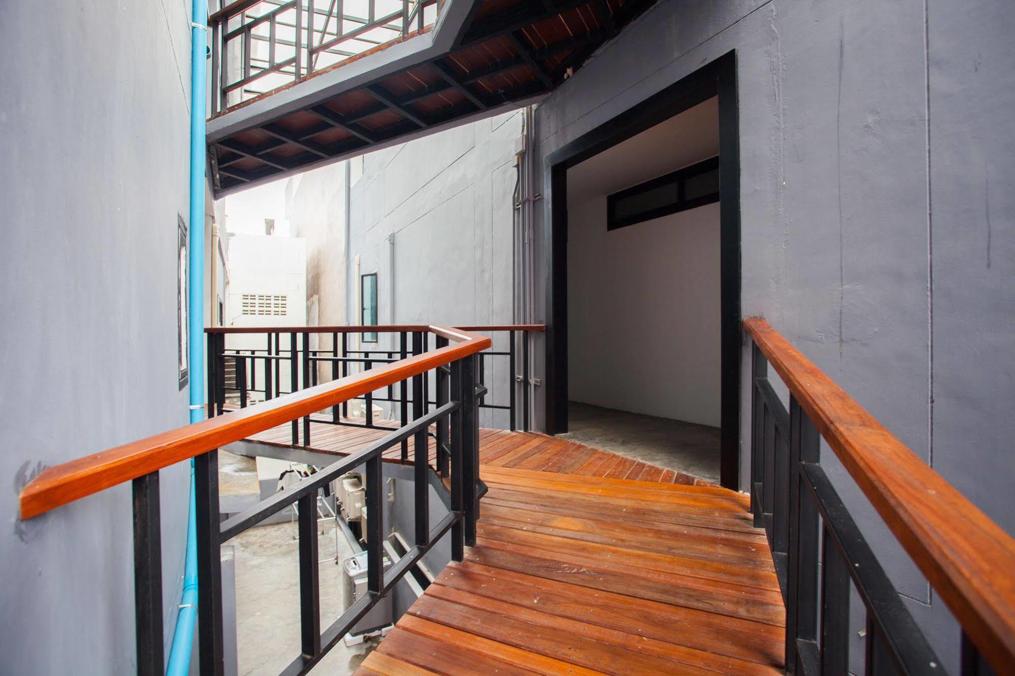 Islanda Boutique Hotel Patong Exterior photo